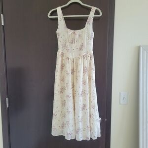 Jessica Simpson Ivory and Lavender Floral Midi Dress